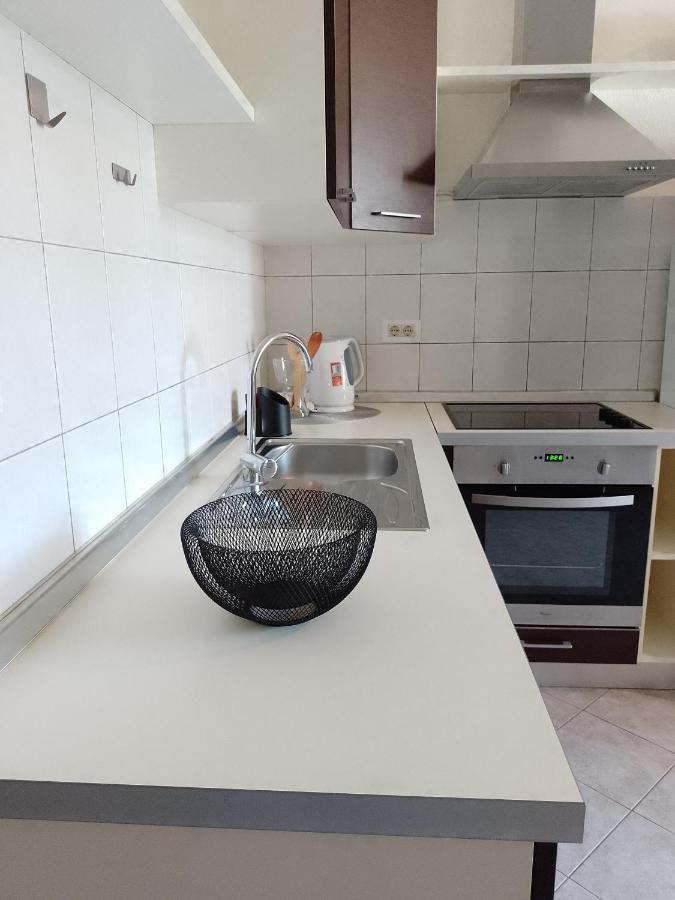 Martina 2 Apartamento Bašanija Exterior foto