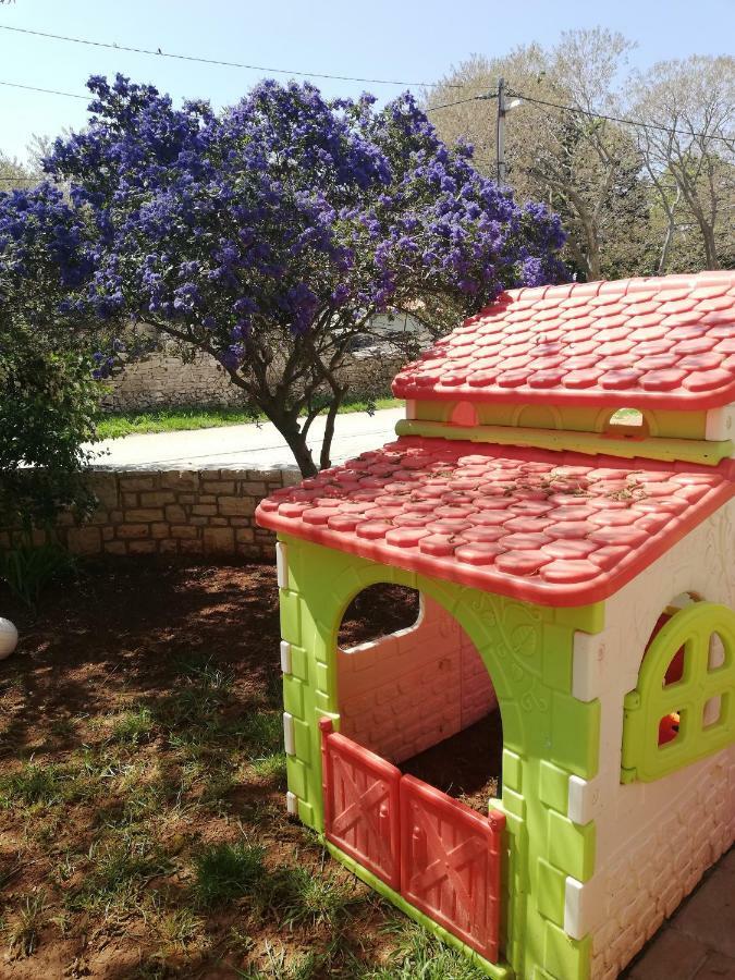 Martina 2 Apartamento Bašanija Exterior foto